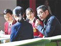 重庆商报:作家苏童对话中学生：考试写作与文学创作是分开